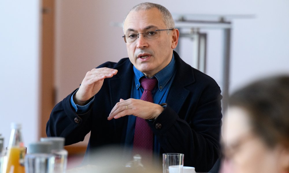 Russian opposition figures name for change of presidency