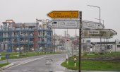 C'est dans le port de Brunsbüttel, en mer du Nord, que le gaz arrivera en Allemagne à partir de 2026. (© picture alliance/dpa/Marcus Brandt)