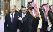 President Putin (left) and Saudi Crown Prince bin Salman. (© picture alliance / ASSOCIATED PRESS / Alexei Nikolsky)