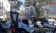 Согласно заявлению Тегерана, наряду с семью погибшими иранцами жертвами удара стали и шесть сирийских сотрудников консульства. (© picture alliance/newscom/Syrian Arab News Agency)
