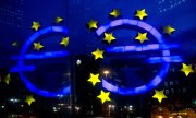 According to media reports the sovereign bond purchases could amount to 50 billion per month and start in March. (© picture-alliance/dpa)