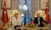 Merkel a proposé à la Turquie de relancer les négociations d'adhésion du pays à l'UE. (© picture-alliance/dpa)