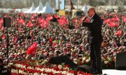 Turkish President Erdoğan at an election rally in Istanbul on March 24. (© picture-alliance/dpa)