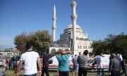 A minaret of Avcılar Central Mosque collapsed in last week's earthquake. (© picture-alliance/dpa)