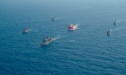 Le navire turc Oruç Reis, escorté par des bâtiments militaires, procède à des sondages gaziers. (© picture-alliance/dpa)