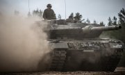 Almanya'da üretilen Leopard tanklarının Ukrayna'ya verilmesi için Berlin'in onayı gerekiyor. (© picture alliance/dpa / Michael Kappeler)
