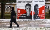 "Imprisoned for being Polish," this poster in Gdansk reads. (© picture alliance / NurPhoto / Beata Zawrzel)