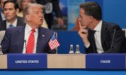 Für Mark Rutte war es der erste Gipfel als Nato-Generalsekretär. Für seinen schmeichelhaften Umgang mit Trump erhielt er Lob und Kritik. (© picture alliance / ASSOCIATED PRESS / Kin Cheung)