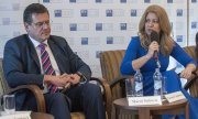 Кандидаты Марош Шефчович и Зузана Чапутова. (© picture-alliance/dpa)