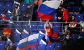 На хоккейном матче Россия - Швеция, Москва, 17 декабря 2020 года. (© picture-alliance/dpa/Павел Головкин)