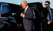 Joe Biden à son arrivée à Mildenhall, en Angleterre. (© picture-alliance/Patrick Semansky)