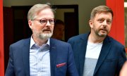 Le Premier ministre, Petr Fiala (à gauche), et le ministre de l'Intérieur, Vít Rakušan. (© picture alliance/dpa/CTK/Ondrej Hajek)