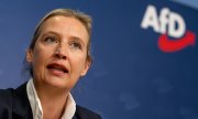 Alice Weidel, présidente du groupe parlementaire AfD, en conférence de presse le 9 octobre. (© picture alliance/dpa/Fabian Sommer)