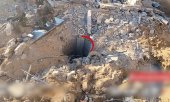 This photograph taken by the Israeli army reportedly shows the entrance to a tunnel under al-Shifa Hospital. (© picture alliance / Newscom / ISRAEL DEFENSE FORCES)