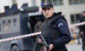 The far-left organisation DHKP-C took responsibility for the hostage taking, while nothing is known about the attackers of the police headquarters. (© picture-alliance/dpa)