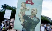 Plakat auf einer Demonstration gegen Trump am 17. Juli 2018 in Washington. (© picture-alliance/dpa)