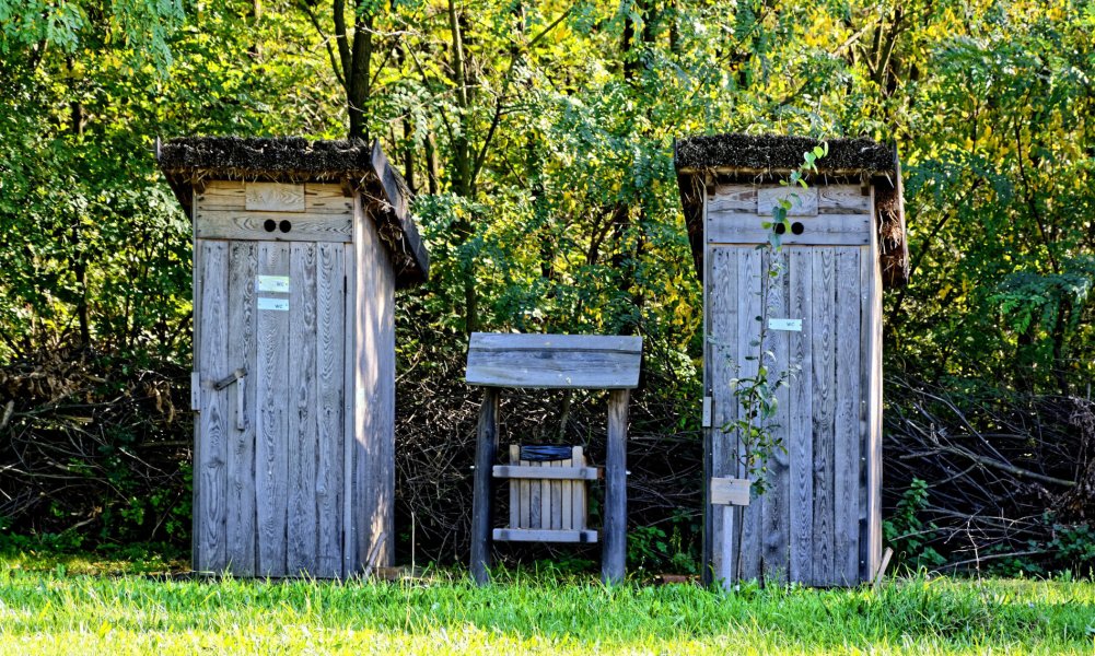 What do outdoor toilets tell us about Russia?