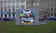 A painted television test screen in Riga. (© picture-alliance/dpa)