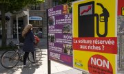 Affiche électorale à Genève, fin mai. (© picture-alliance/Martial Trezzini)