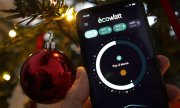 The écoWatt app is designed to help the French save energy during peak consumption times and to give advance warning about interruptions. (© picture-alliance/PHOTOPQR/LE PARISIEN/MAXPPP / LP/Olivier Arandel)