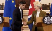 Rishi Sunak und Ursula von der Leyen stellten das neue Abkommen am Montag in Windsor vor. Die EU-Staaten und das britische Parlament müssen ihm noch zustimmen. (© picture-alliance/empics / Dan Kitwood)