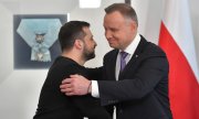 Volodymyr Zelensky with Polish President Andrzej Duda on 5 April. (© picture alliance / EPA /Radek Pietruszka)