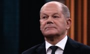 Le chancelier Olaf Scholz avant un entretien télévisé, le 10 novembre. (© picture alliance/dpa / Carsten Koall)