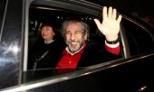 Can Dündar nach Verlassen des Gefängnisses. (© picture-alliance/dpa)