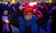 Critics of the government on Romania's national holiday. (© picture-alliance/dpa)