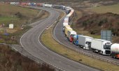 File de camion à l'entrée du port de Douvres, en mars 2019. (© picture-alliance/dpa)
