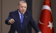 Menaces d'Erdoğan à l'Europe : "Je vous laisse vous débrouiller avec eux". (© picture-alliance/dpa)