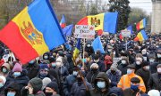 Kişinev'de yolsuzluk karşıtı gösteri, Moldova (6 Aralık 2020). (© picture-alliance/dpa/Mihai Karaush)