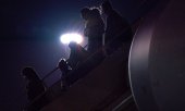 Evacuees from Afghanistan arrive at a British airbase in August 2021. (© picture alliance / empics / Jacob King)