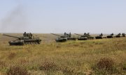 Kiew hat am Freitag Panzer an die De-facto-Grenze zur Krim geschickt. (© picture-alliance/dpa)