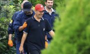 Arrestation par la police d'Andrej Šiško près de son domicile à Maribor. (© picture-alliance/dpa)