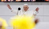 Papst Benedikt 2007 in Wien. (© picture-alliance/dpa)