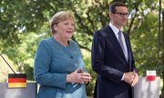 Angela Merkel ve Mateusz Morawiecki (11 Eylül 2021). (© picture-alliance/NurPhoto/Maciej Luczniewski)