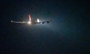 The Cosmic Girl, a jumbo jet converted into a flying launch pad. (©picture alliance/empics/Ben Birchall)