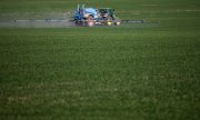 Pour avancer sur le sujet des pesticides, "davantage de dialogue" est nécessaire, juge von der Leyen. (© picture alliance / photothek / Florian Gaertner)